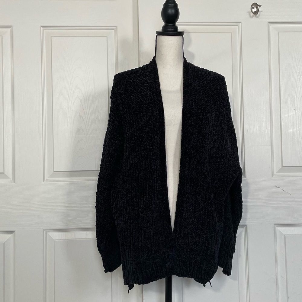 Love Tree Open Front Dolman Sleeve Hi-Lo Black and Gray Cardigan, Large